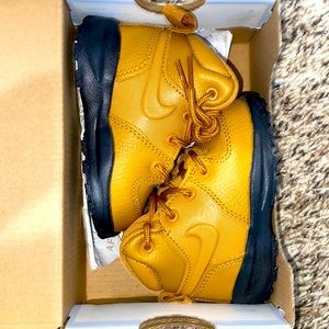 Nike Manoa Baby Toddler Boots